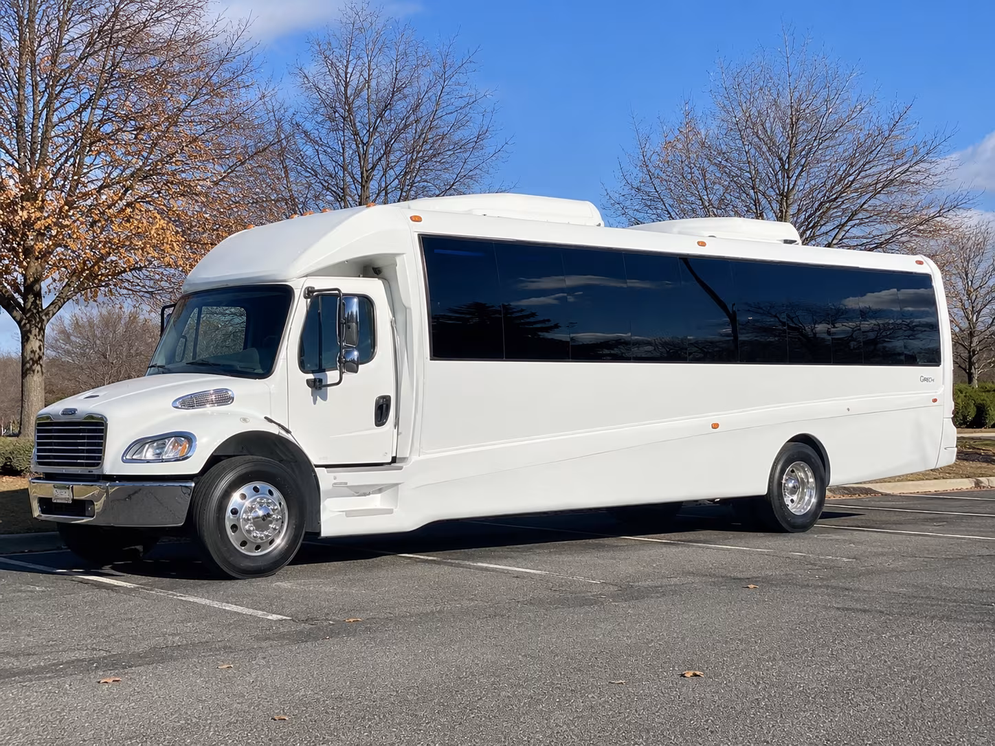 bachelor and bachelorette party buses across the kansas city metro