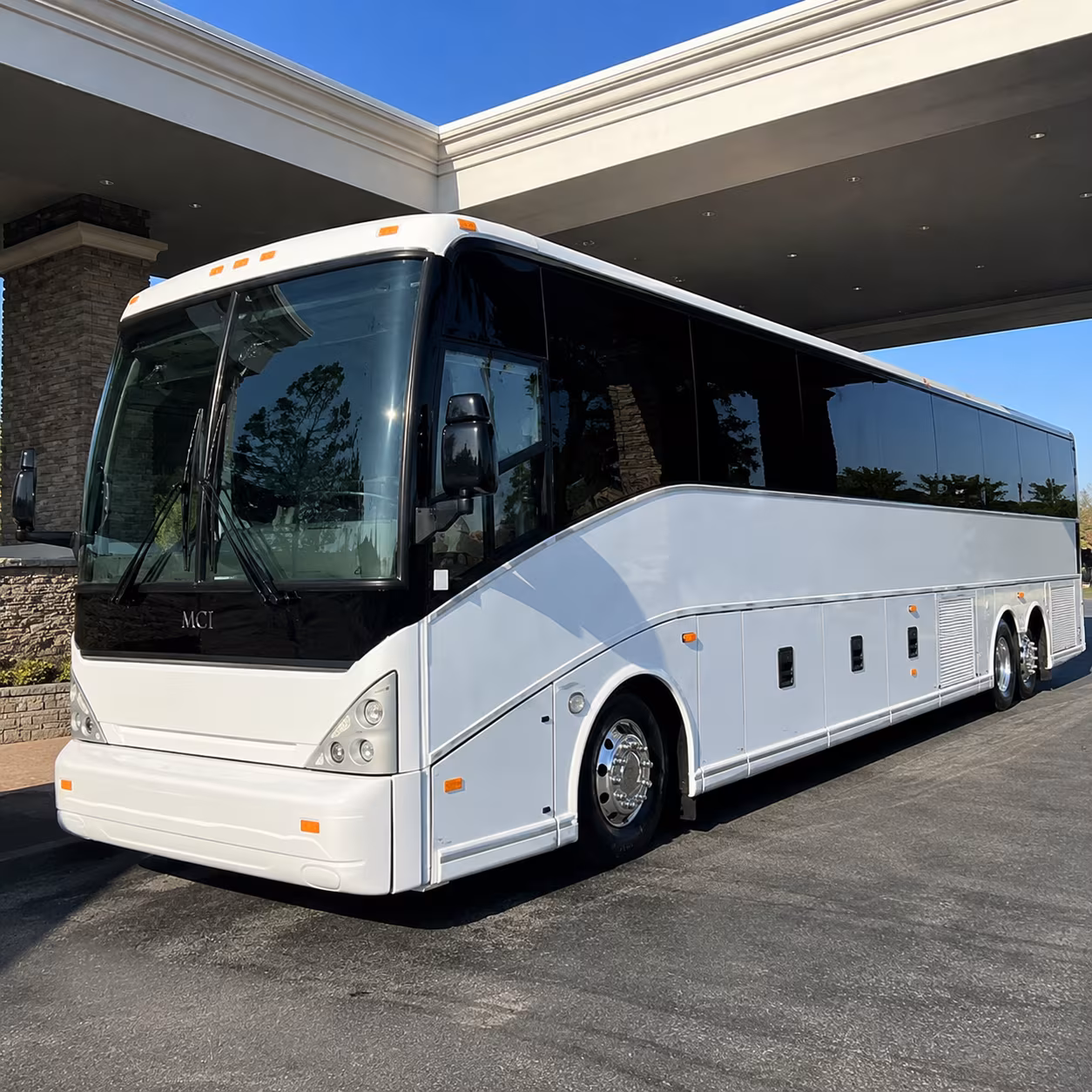 early morning and late night airport shuttle service from lee s summit