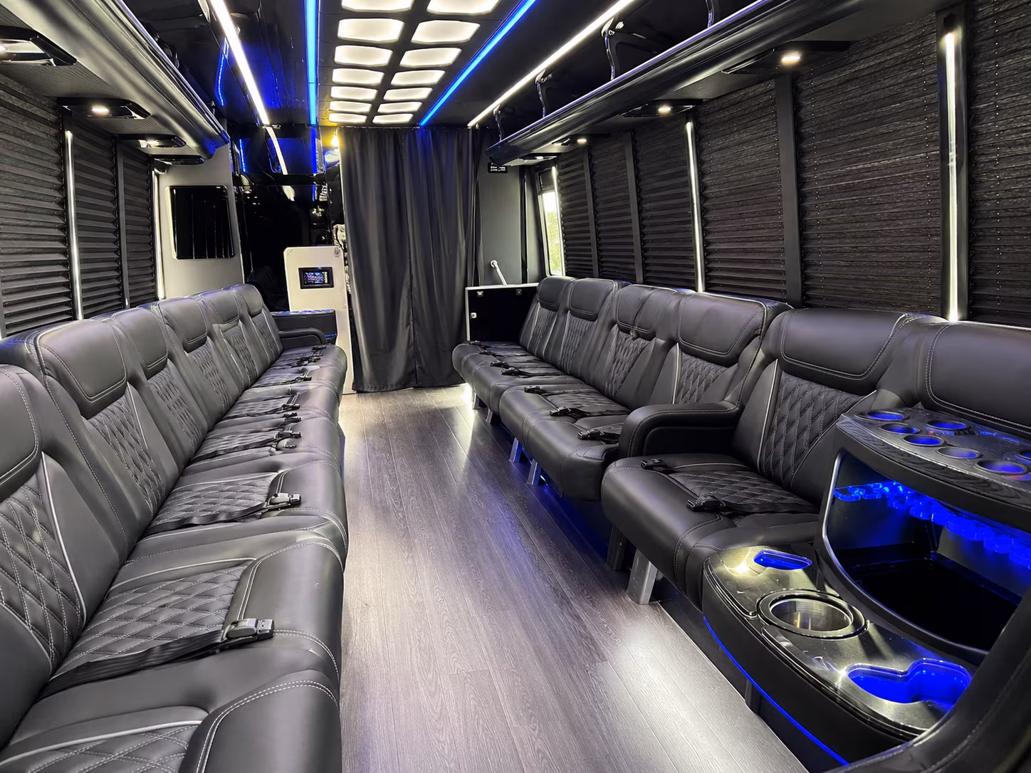 lees summit holiday party bus rental