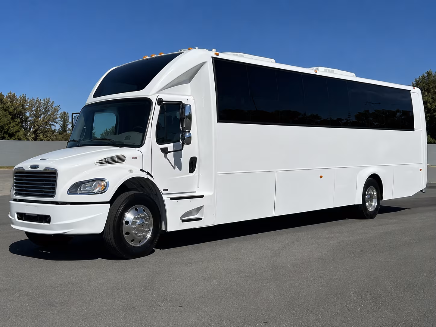 lees summit quinceanera sweet 16 party bus rental