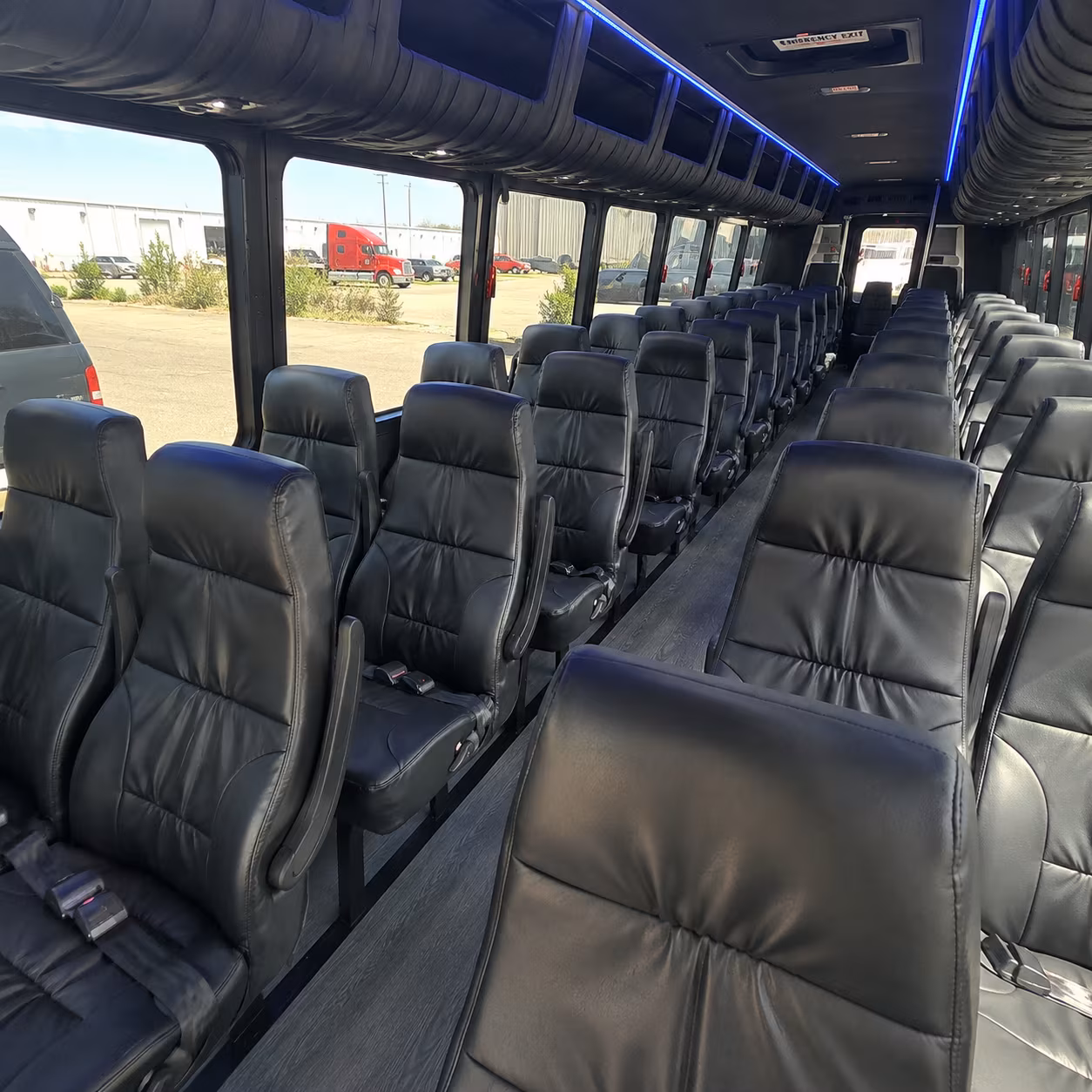 minibus rentals to pirtle winery and the weston winefest
